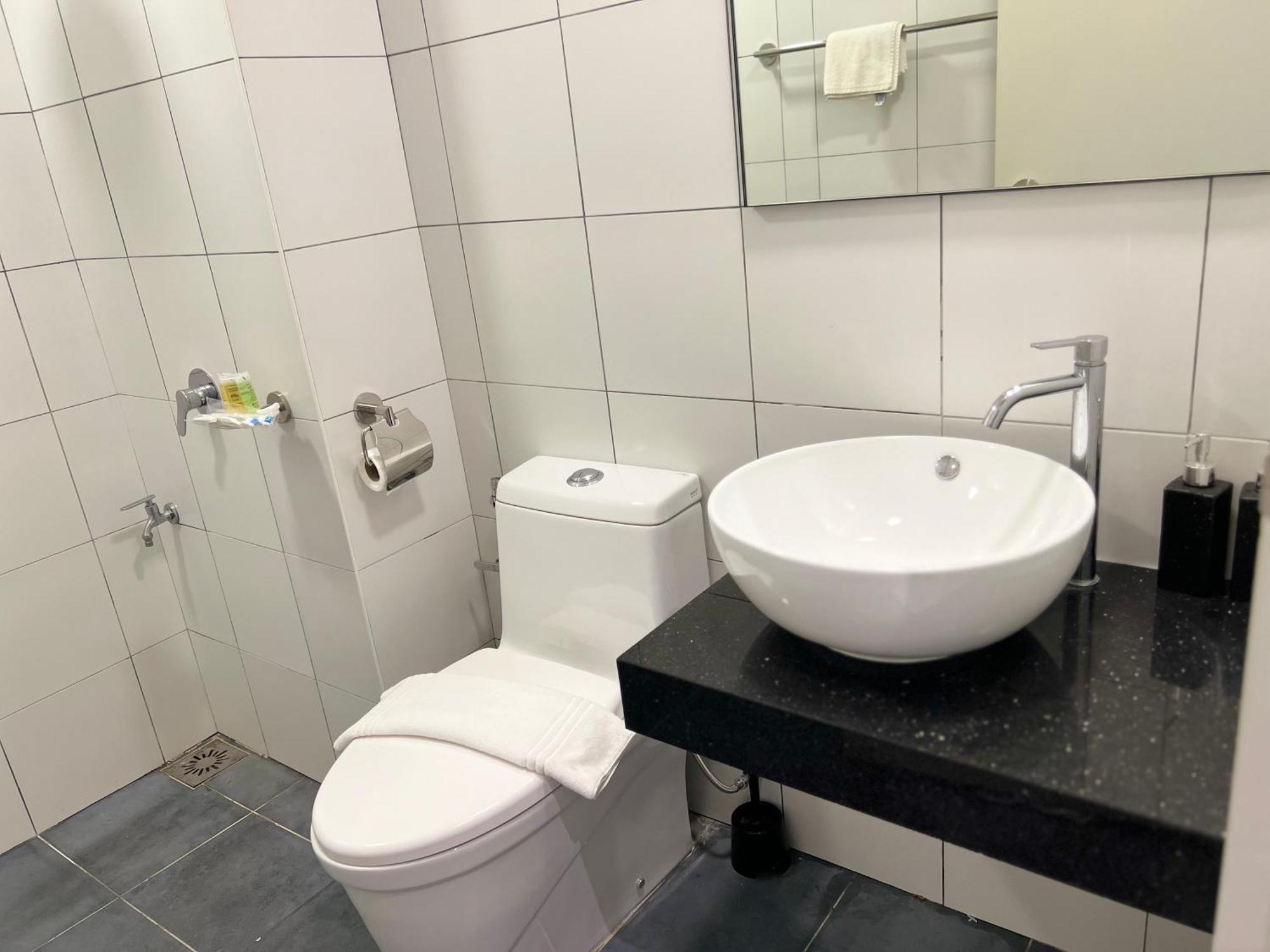 Kl Chambers Suites By Fortune Kuala Lumpur Exteriör bild